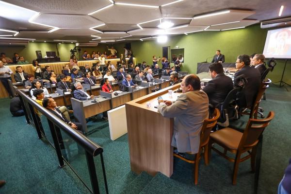 Na Alepi, Governo apresenta plano contra a estiagem com foco no abastecimento da zona rural