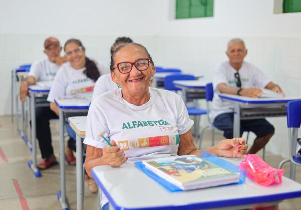 Seduc realiza pagamento de bolsa para mais de 3 mil estudantes do Alfabetiza Piau&iacute;(Imagem:Divulga&ccedil;&atilde;o)