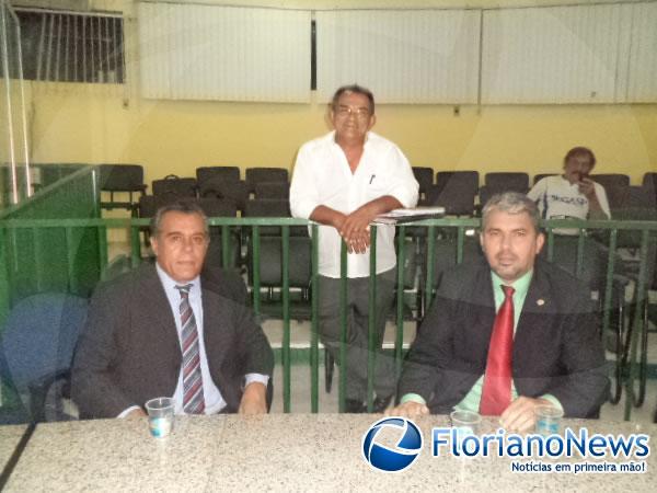 Câmara Municipal de Floriano realiza última sessão do mês de Novembro.(Imagem:FlorianoNews)