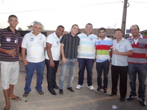 Coliga&ccedil;&atilde;o: Floriano Seguindo em Frente(Imagem:FlorianoNews)