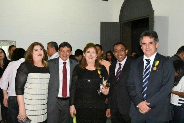 Autoridades recebem medalhas do Mérito "Agrônomo Francisco Parentes" em Floriano