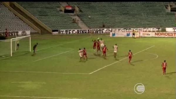 "Temos que mostrar este futebol", vibra Eduardo após goleada na semi
