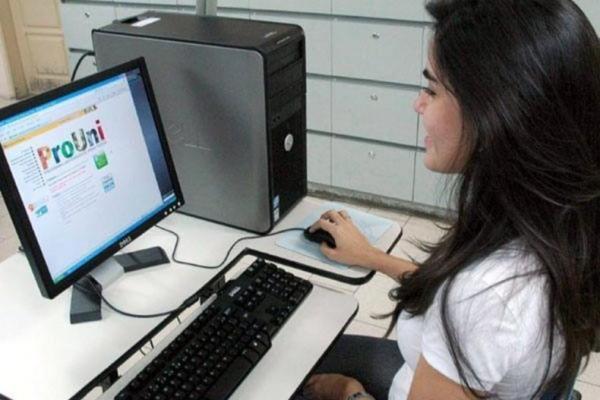 Encerra sexta (4) prazo para estudantes selecionados no ProUni comprovarem dados