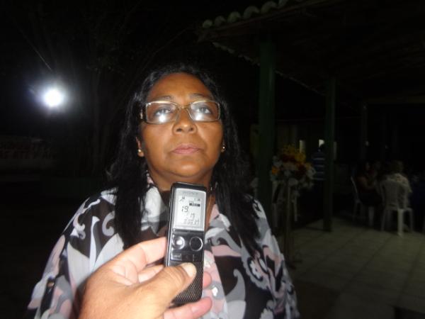 Prof&ordf;. Paizinha retorna &agrave; dire&ccedil;&atilde;o do Col&eacute;gio Estadual.(Imagem:FlorianoNews)