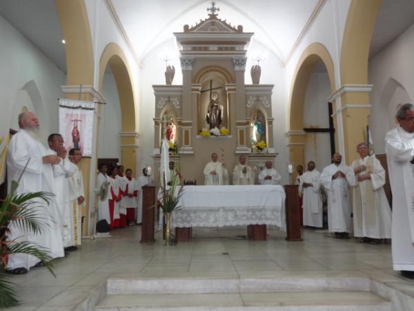 Derrubada do mastro marca encerramento dos festejos de S&atilde;o Pedro de Alc&acirc;ntara.(Imagem:FlorianoNews)