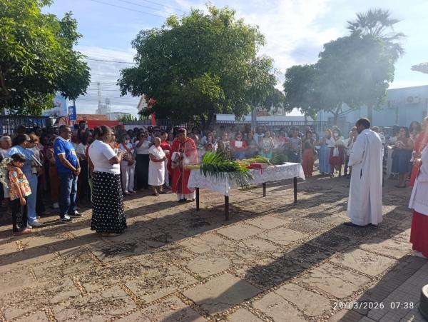 Domingo de Ramos abre a Semana Santa com celebra&ccedil;&atilde;o em Floriano(Imagem:FlorianoNews)