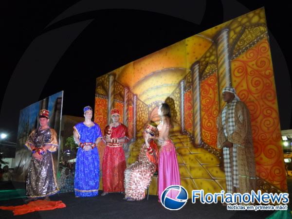 Espetáculo natalino encerrou programação cultural em Floriano
