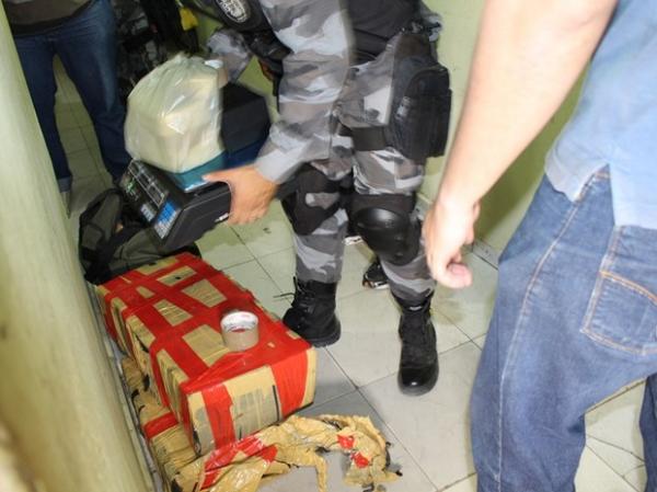 Candidato a vereador é preso com 76kg de drogas no litoral do PI, diz PM