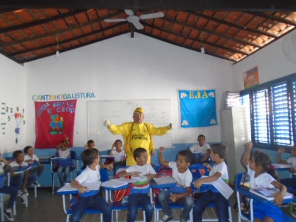 Projeto Amarelinho realizará Show do Carrapeta 2016