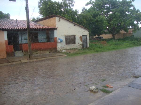 Chuva no inicio da tarde(Imagem:reda&ccedil;&atilde;o)