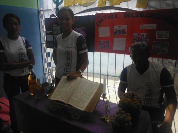 Col&eacute;gio Estadual inicia festividades pelo 52&ordm; anivers&aacute;rio.(Imagem:FlorianoNews)