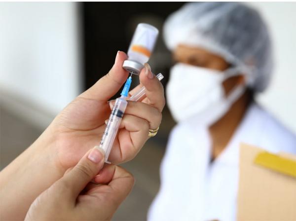 Butantan e USP esperam liberação para testar duas vacinas de produção nacional