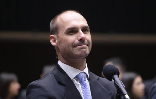 Licença parlamentar de Eduardo Bolsonaro termina neste domingo