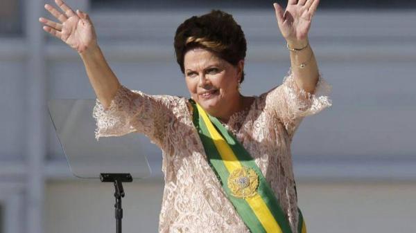 Dilma toma posse e põe educação como lema do 2º mandato