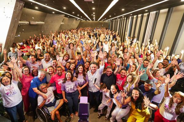 Joel, ao lado da esposa Márcia, juntamente com Ciro, Margarete e lideranças, prestigiam evento do PP(Imagem:Ascom )