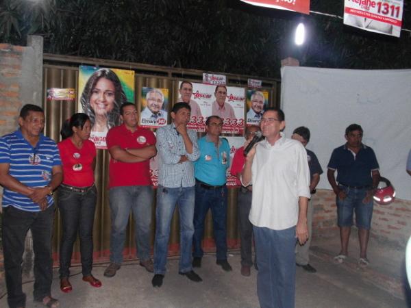 Oscar Procópio realiza palestra no bairro Taboca, em Floriano