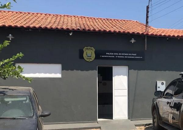Seis pessoas são indiciadas pelo assassinato de marido de secretária na frente das filhas em São Rai