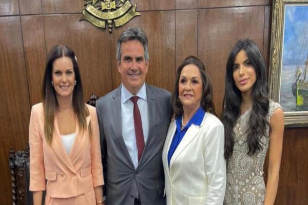 Mãe de Ciro toma posse no Senado horas após nomeação do filho na Casa Civil