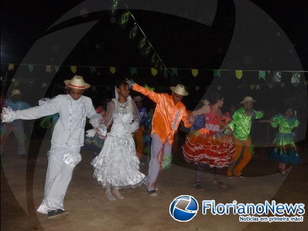 Festival de quadrilhas &eacute; realizado pelo Rep&oacute;rter Amarelinho na localidade Morrinhos.(Imagem:FlorianoNews)