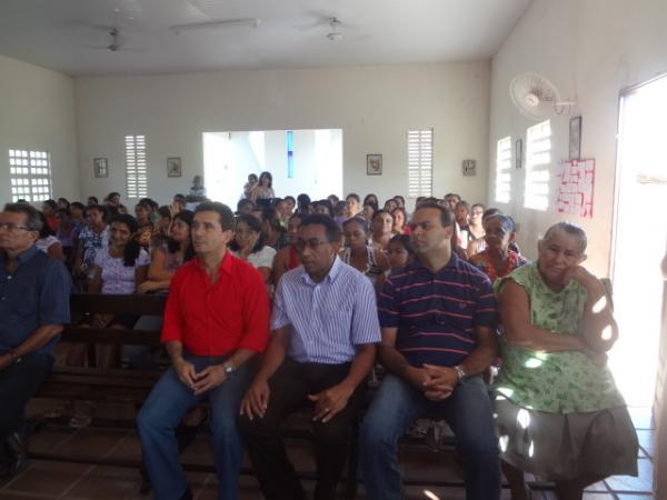 Escolas Municipais de Floriano realizam festa para M&atilde;es. (Imagem:FlorianoNews)