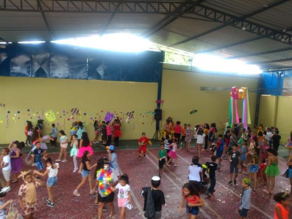 Escola Pequeno Pr&iacute;ncipe realiza Baile de Carnaval.(Imagem:EPP)