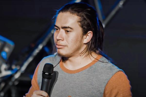 Humorista piauiense faz doações ao Hospital Regional Tibério Nunes