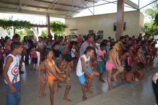 Secretaria de Educa&ccedil;&atilde;o promove dia de lazer para alunos do campo.(Imagem:Waldemir Miranda)