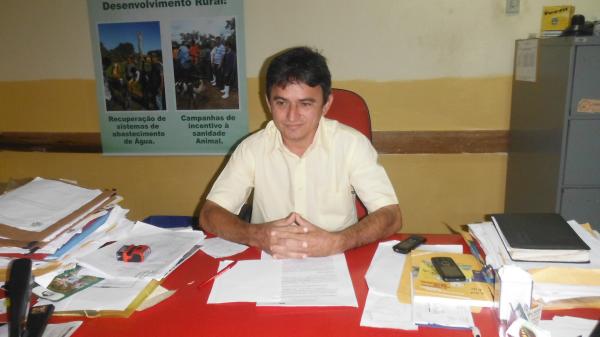 Edvaldo Ara&uacute;jo, Secret&aacute;rio de Desenvolvimento Rural e Abastecimento.(Imagem:FlorianoNews)