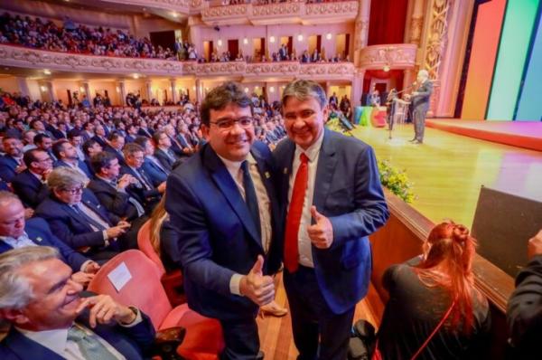 O lan&ccedil;amento foi feito pelo presidente Lula, com a presen&ccedil;a de v&aacute;rios ministros e governadores dos Estados.(Imagem:Divulga&ccedil;&atilde;o)