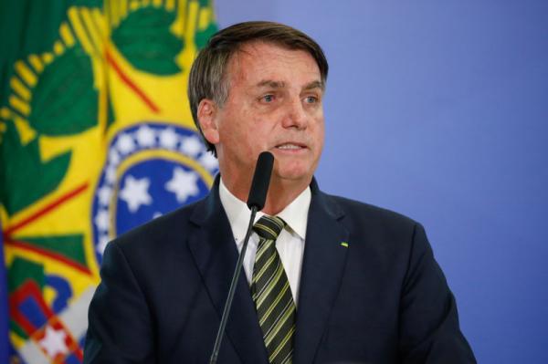 Bolsonaro diz que guerra na Ucrânia não terá impacto para candidatura a presidência