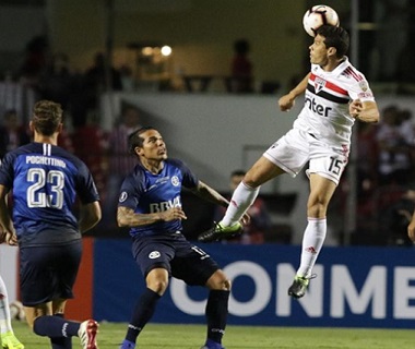 São Paulo só empata e está eliminado da Libertadores
