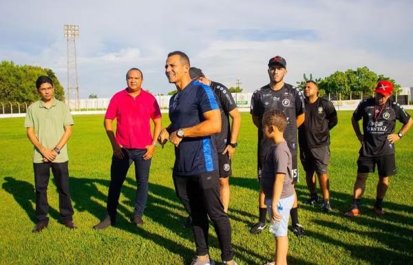 Sem Fernando Agostini, Corisabbá deve apostar em solução caseira para restante do Piauiense