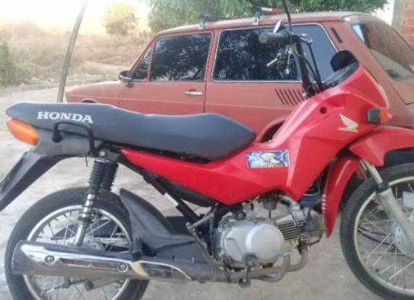 Motocicleta é tomada de assalto nas imediações da ponte sobre o rio Parnaíba