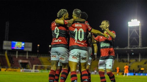 Flamengo inicia semana de definições à espera de ?reforços? para Supercopa