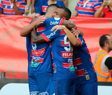 Fortaleza vence Goiás e sobe na tabela do Brasileirão