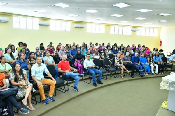 Educa&ccedil;&atilde;o realiza abertura do projeto 