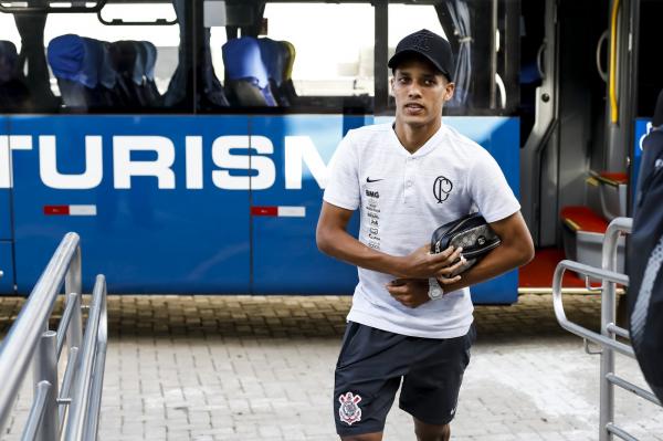Pedrinho em viagem pelo Corinthians na &uacute;ltima temporada(Imagem:Rodrigo Gazzanel/Ag. Corinthians)