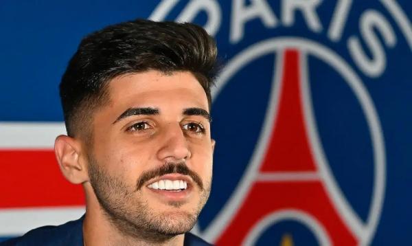 PSG assina contrato de 5 anos com Lucas Beraldo, ex-São Paulo
