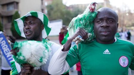 Nigéria enfrenta Croácia sem as "galinhas da sorte" na arquibancada russa
