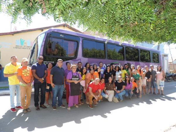Secretaria das Mulheres leva Ônibus Lilás para Ribeira do Piauí