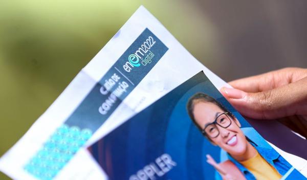 Primeiro dia do Enem tem participação de mais de 2,4 milhões de alunos