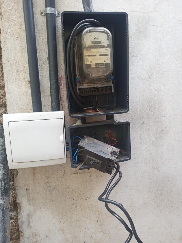 Caixa de energia do Mercado P&uacute;blico(Imagem:FlorianoNews)
