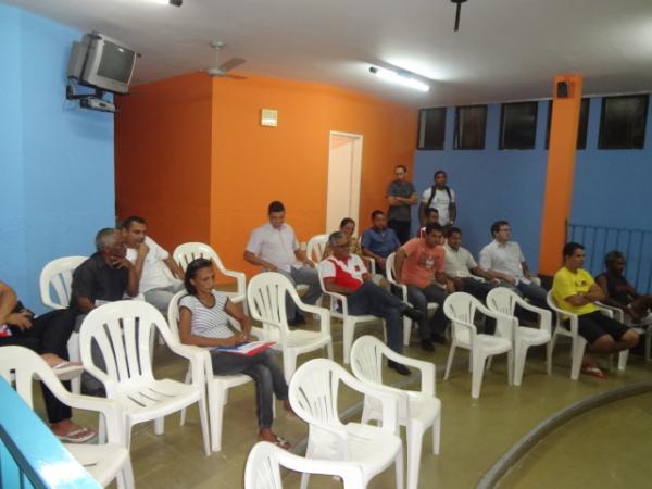 Sess&atilde;o solene marca abertura do ano legislativo na C&acirc;mara Municipal de Bar&atilde;o de Graja&uacute;.(Imagem:FlorianoNews)