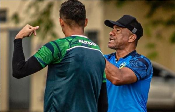 Altos enfrenta o vice-líder da Série C no Lindolfo Monteiro