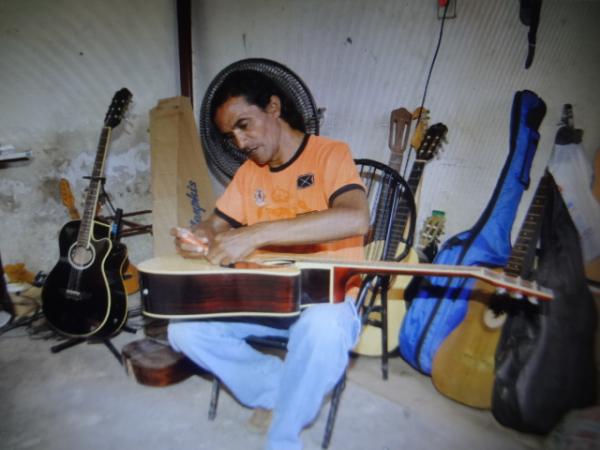 Morre professor de música Cassimiro. (Imagem:FlorianoNews)