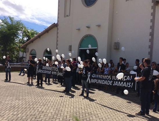 Família de comerciante pede paz em Missa de 7º Dia