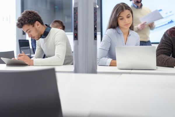 Ciee seleciona estudantes para 12 oportuniMulheres em cargos de lideradades de estágio no Alto Tietê