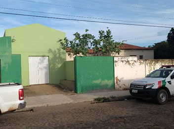 Homem é assassinado à facadas em Valença do Piauí