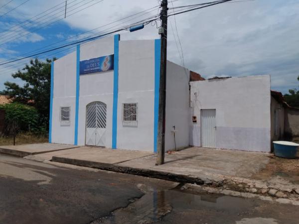 Teto de igreja evangélica desaba em Barão de Grajaú