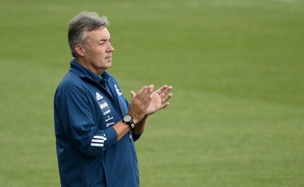 Dome diz que ficou feliz com título, mas não entrará no currículo: "Não fui eu quem ganhei"